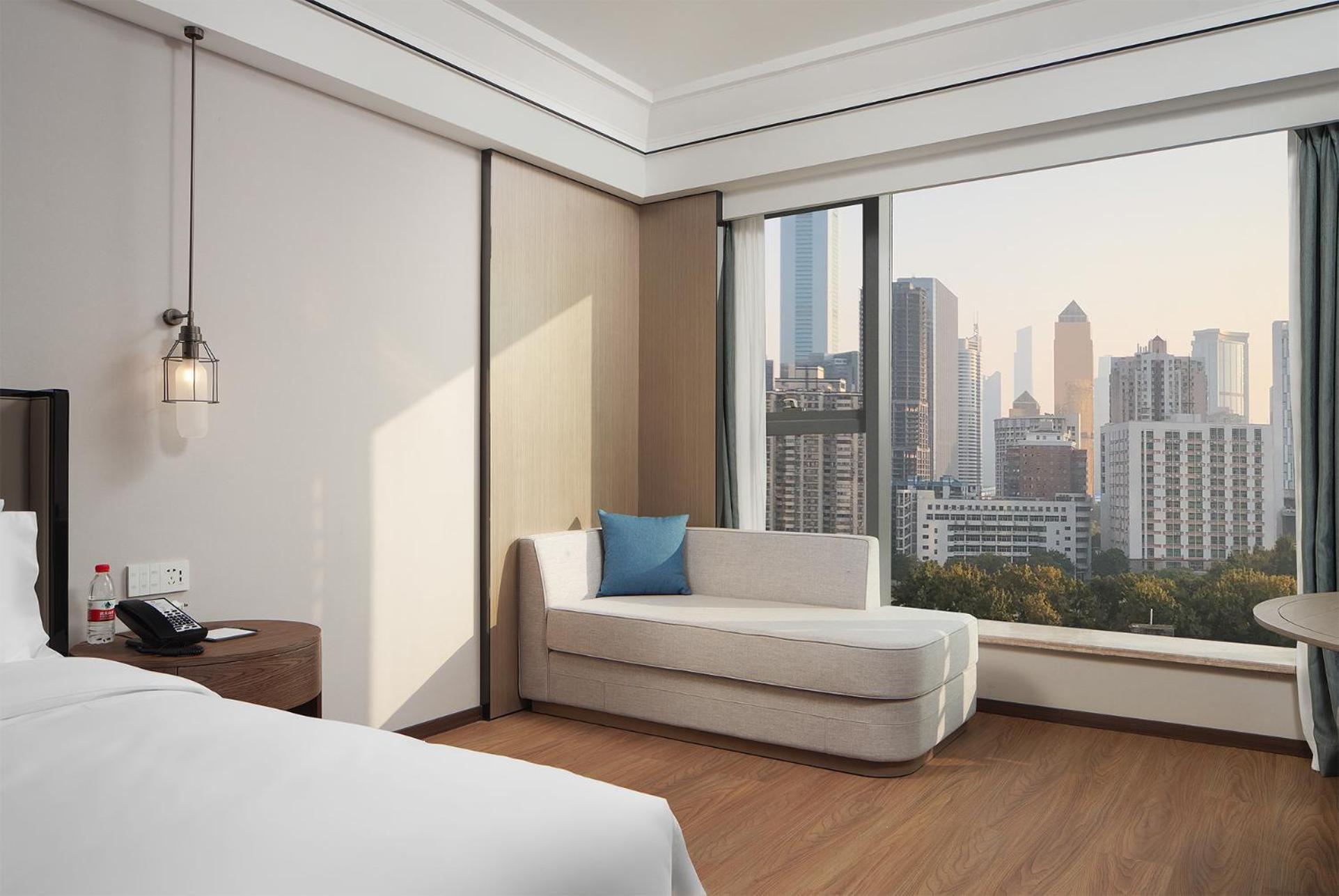 Mehood Lestie International Hotel Linhexi Guangzhou East Railway Branch - Free Shuttle Bus To Canton Fair Complex During Canton Fair Period & Free Afternoon Tea & Free Midnight Snack & Free Vpn Internet Access Dış mekan fotoğraf
