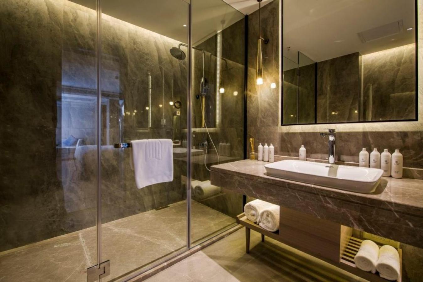 Mehood Lestie International Hotel Linhexi Guangzhou East Railway Branch - Free Shuttle Bus To Canton Fair Complex During Canton Fair Period & Free Afternoon Tea & Free Midnight Snack & Free Vpn Internet Access Dış mekan fotoğraf